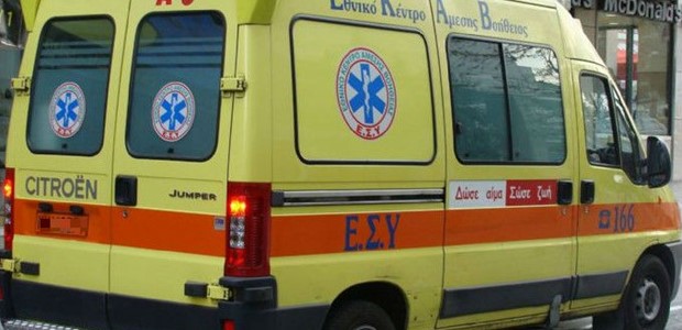 62χρονος κατέρρευσε έξω από σούπερ μάρκετ